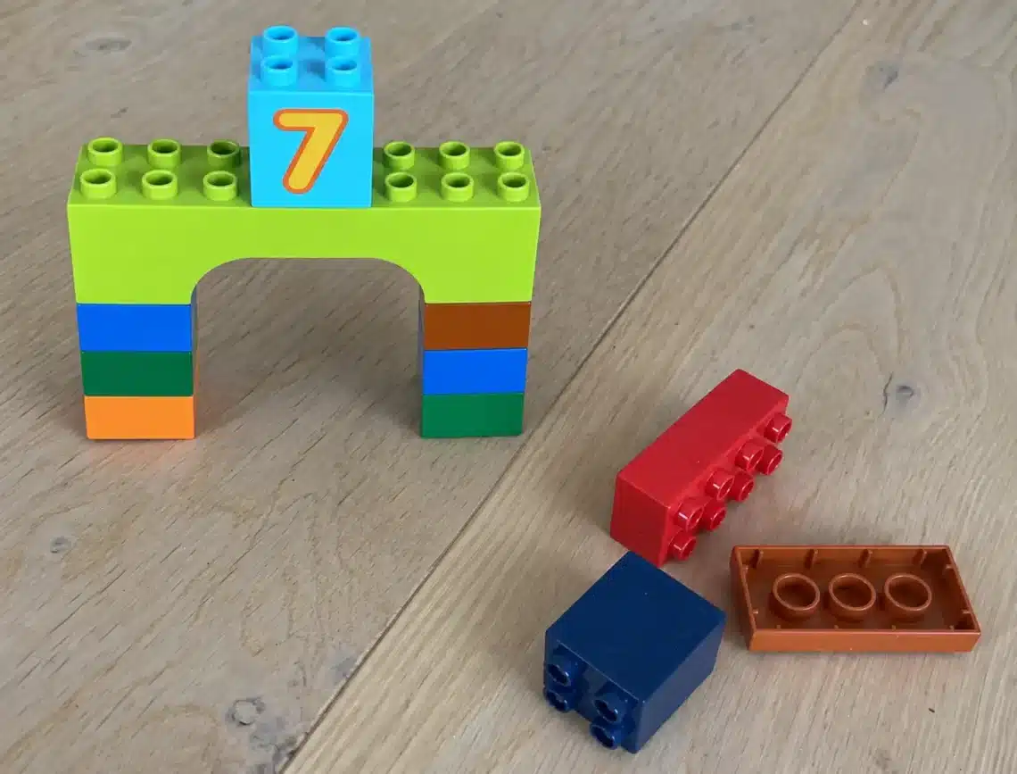 Lego problemløsning løsning ved at tilføje
